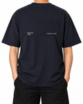 Always Late Still Ahead T-Shirt — French Navy, Person A, Rückansicht; Mock-up des Originalmotivs