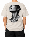 T-shirt Silver Profile — Natural Raw, persona A che indossa la T-shirt, vista dal retro su sfondo bianco