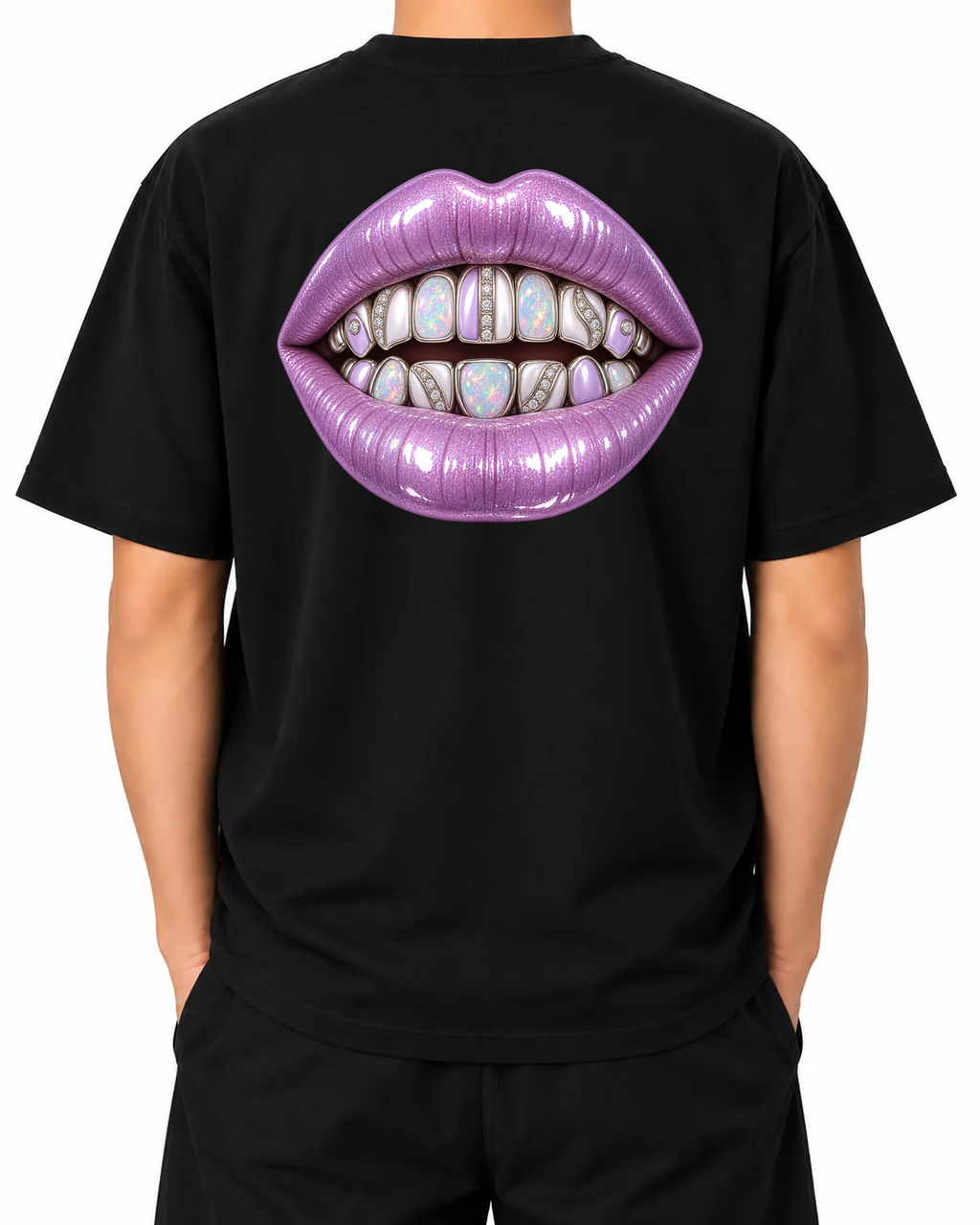 T-shirt Soft Power — Black, persona A che indossa la T-shirt, vista dal retro su sfondo bianco