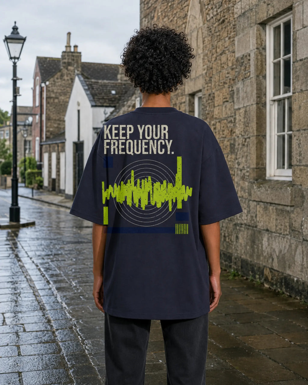 Cabeça Dura Frequency French Navy — women's back, daytime | augusta-mode-day augusta-gender-women augusta-view-back augusta-color-french-navy