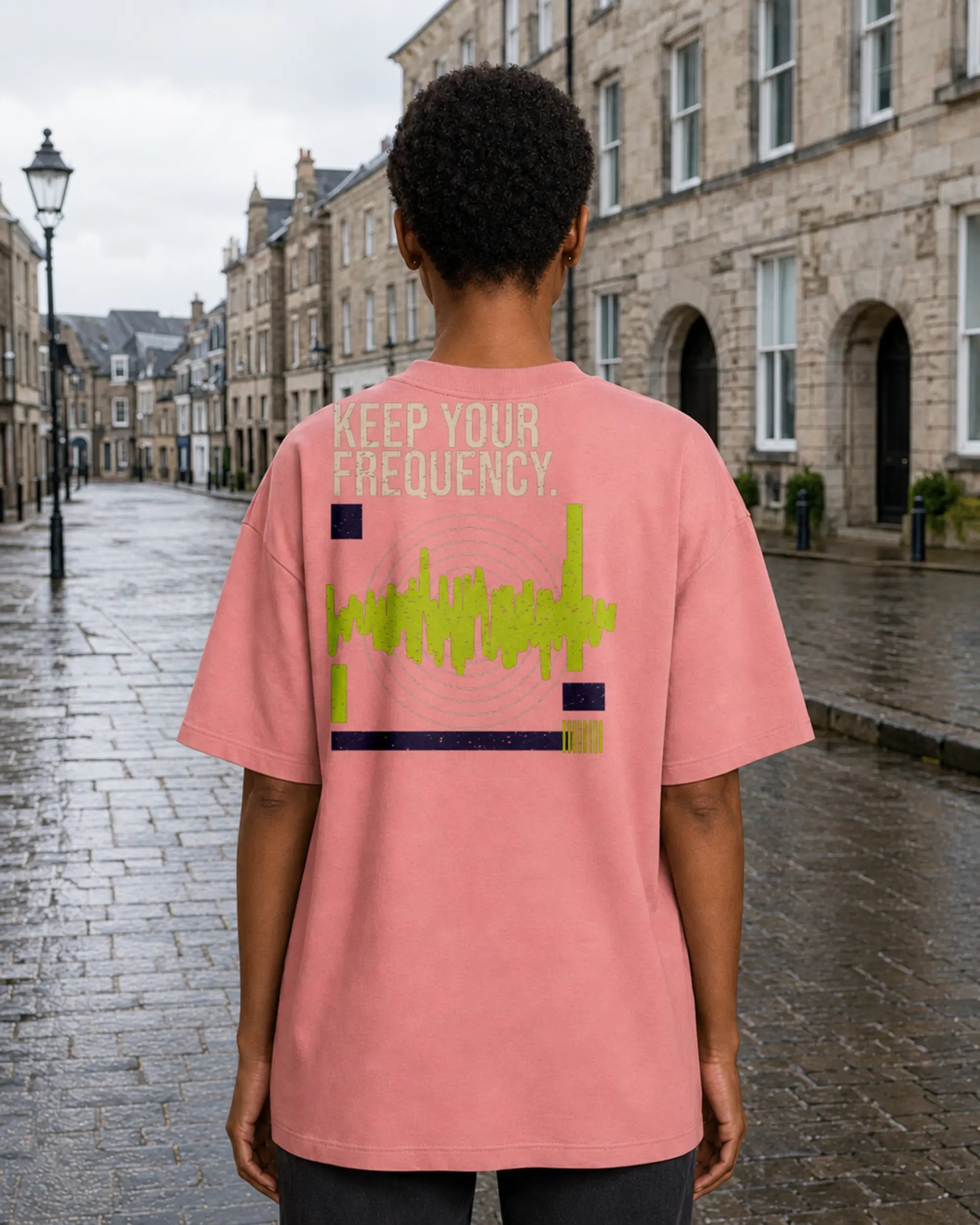 Cabeça Dura Frequency Pink Joy — women's back, daytime | augusta-mode-day augusta-gender-women augusta-view-back augusta-color-pink-joy