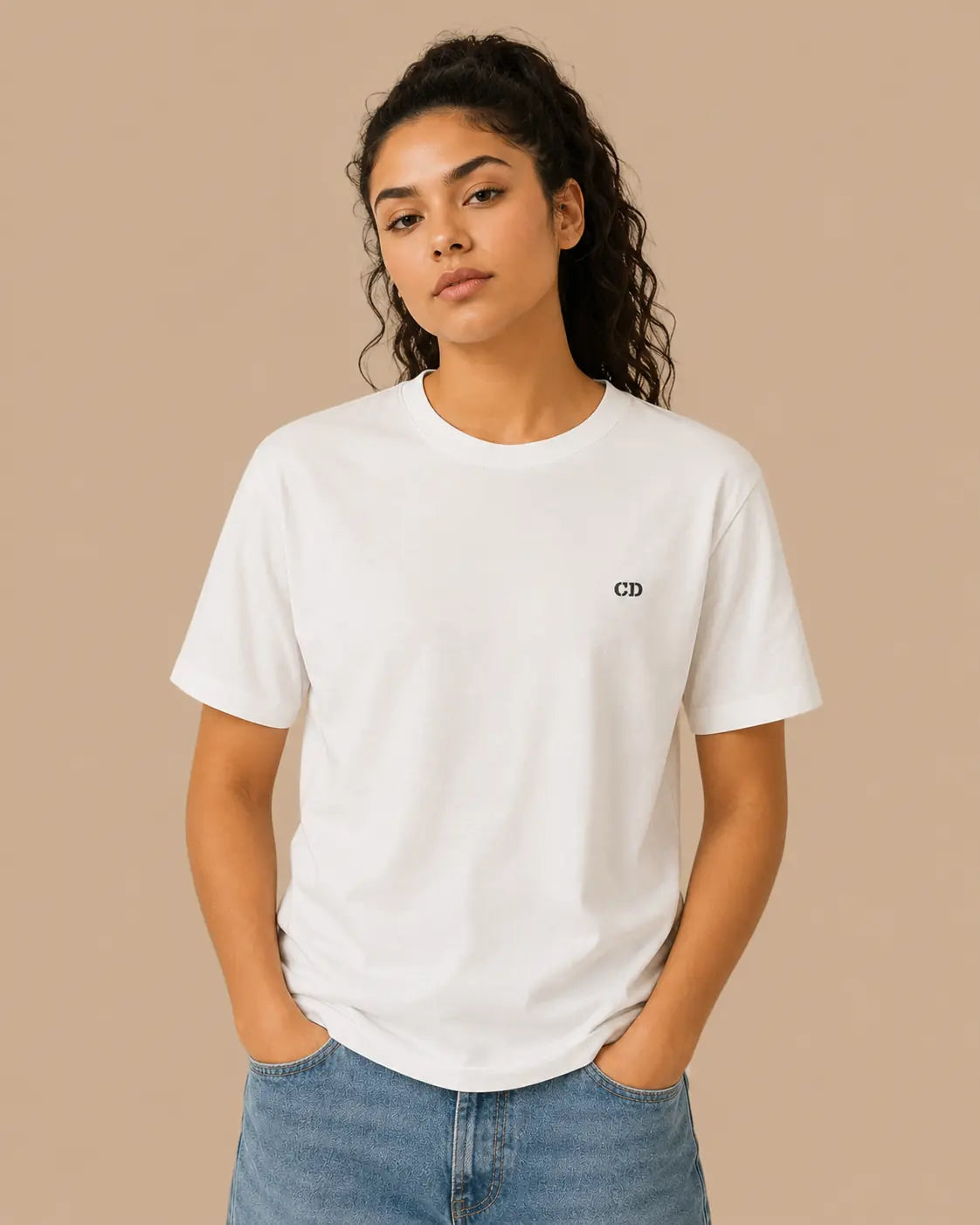 Female model wearing the white ISTINCT oversized T-shirt, front view
